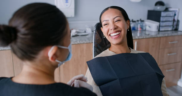 Emergency Dental Services in Cloverleaf, TX
